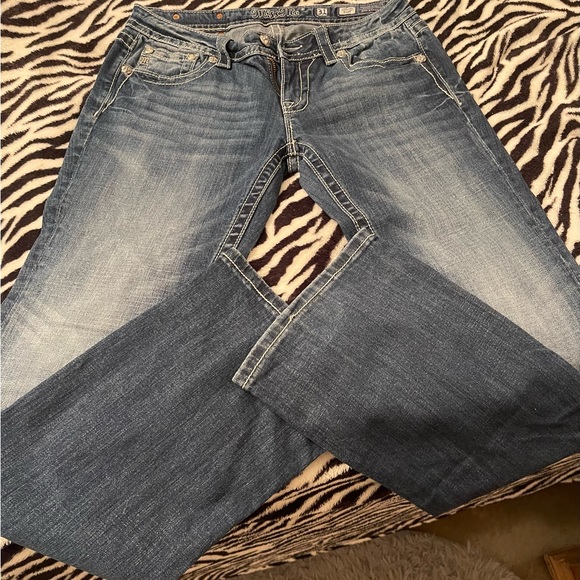 Women’s Miss Me Jeans 31x34 - Picture 3 of 3